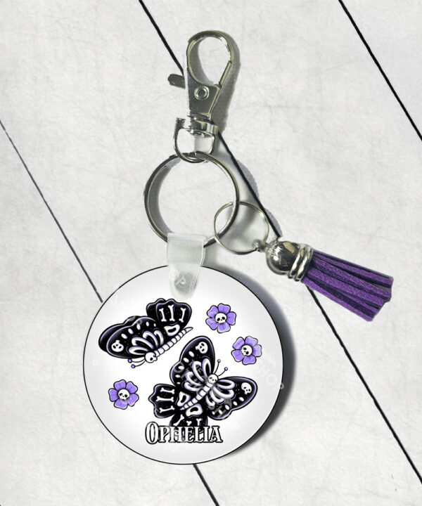 15784 personalised moths skull flowers gothic keyring 1