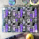 18605 personalised spooky cats gothic chopping board 1