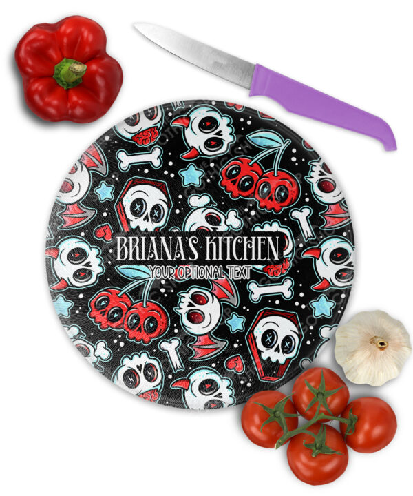 18634 skull cherries round gothic chopping board 1