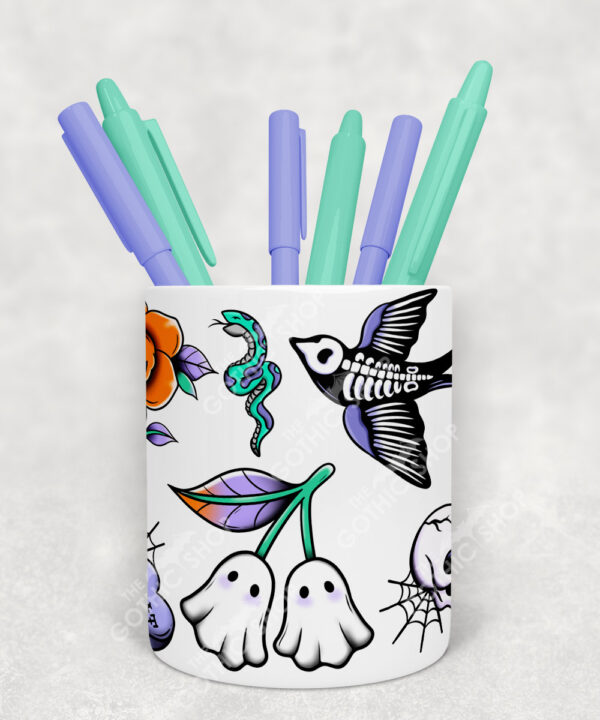 18713 personalised tattoo flash gothic pen pot 2
