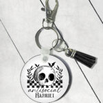 18831 antisocial personalised skull gothic keyring 1