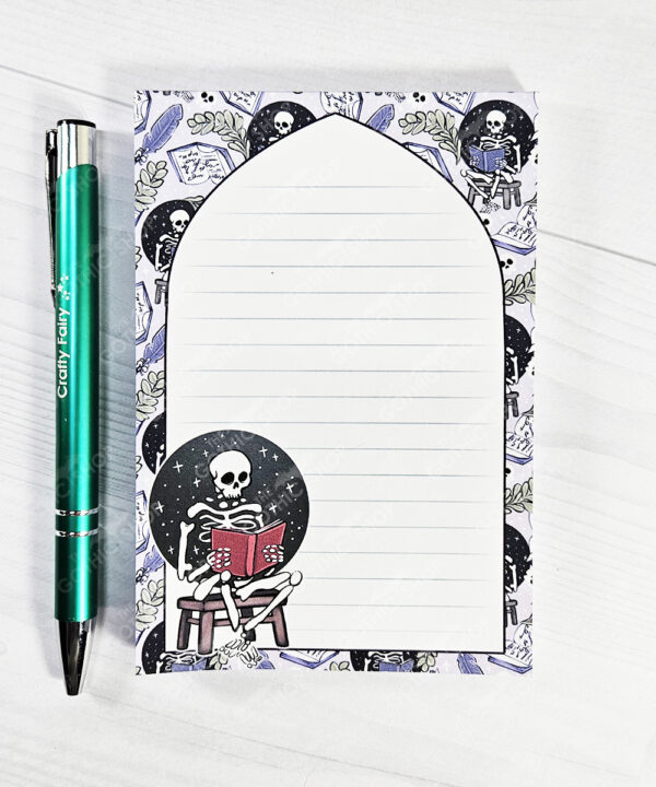 18890 skeleton reader hr gothic a6 notepad 1