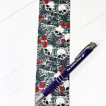 18922 gothic bookmark dd one more chapter