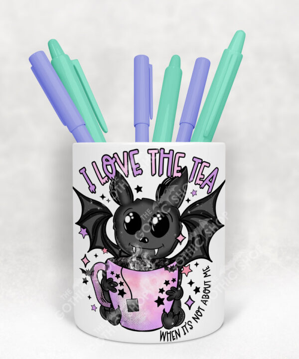 19394 love the tea bat gothic pen pot 2
