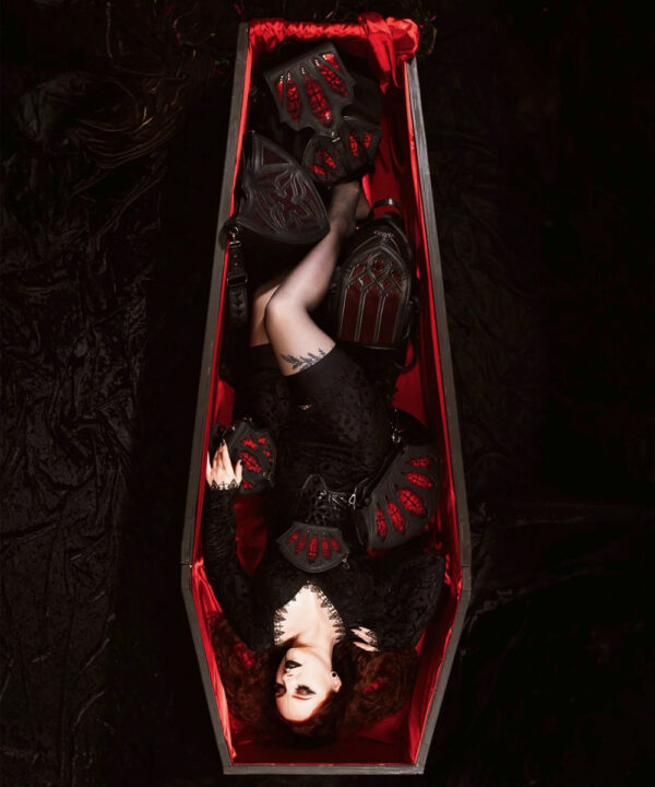19519 bloodveil back red gothic backpack restyle 10