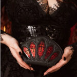 19521 bloodveil back red gothic wallet 4
