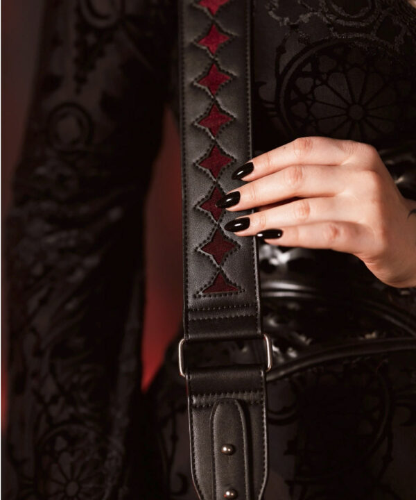 19524 claretia gothic bag 3