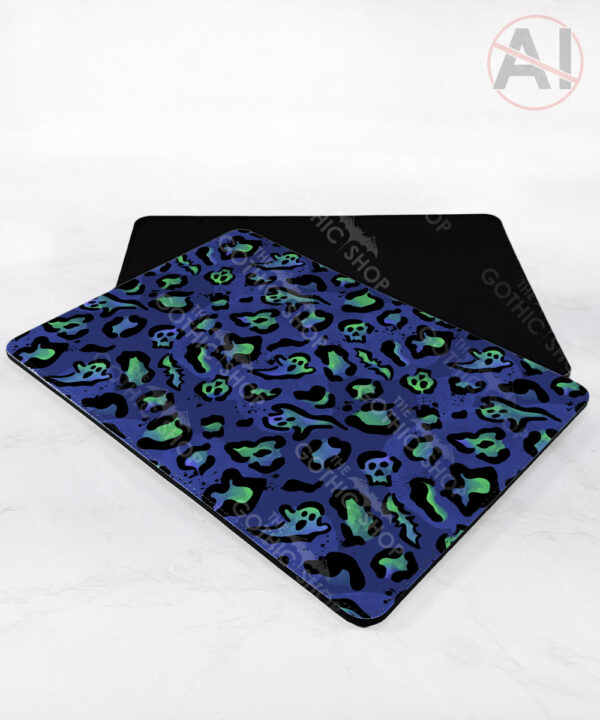 19684 death leopard gothic placemat 2