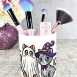19707 spooky cats gothic halloween pen pot 3