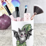 19754 bat monstera gothic pen pot 2