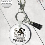 19971 personalised witchy ghost keyring 1