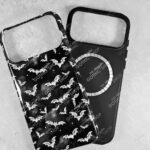 20025 bats gothic phonecase 3