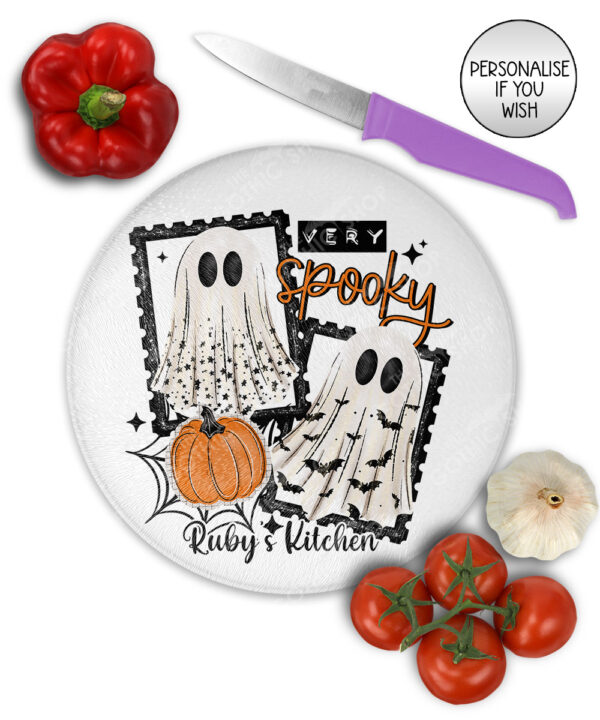 20080 personalised very spooky halloween chopping board 2