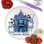 20167 haunted house personalised chopping board 4