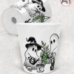 20417 ghostie gardeners spooky plant pot 1