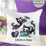 20517 skellie cats gothic halloween cushion 1