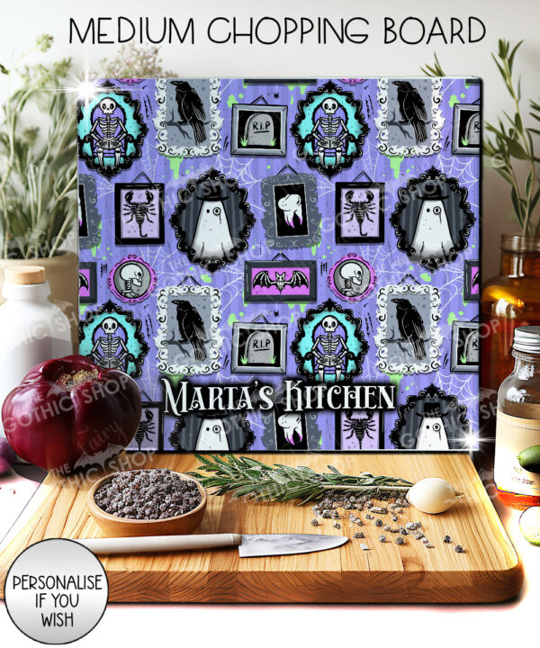 20574 haunted manion gallery chopping board 1