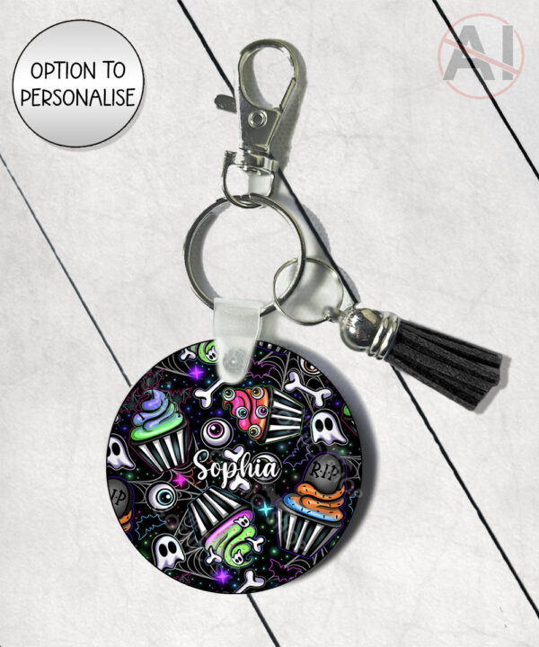 20689 spooky cupcakes gothic keyring 1
